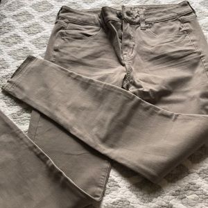 NWT Grey American Eagle jeggings